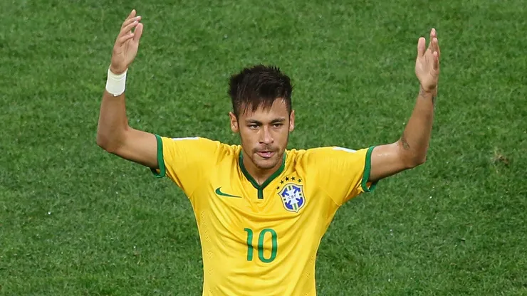 Neymar levou o Brasil até as semifinais na Copa do Mundo de 2014 (Photo by Kevin C. Cox)