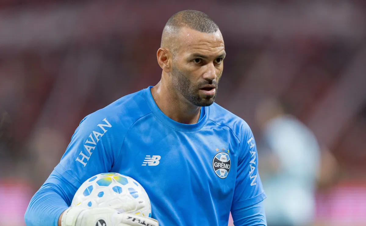 Goleiro do Grêmio, Weverton vive expectativa por convocação para a Copa do Mundo