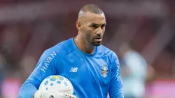 RS - PORTO ALEGRE - 11/04/2026 - BRASILEIRO A 2026, INTERNACIONAL X GREMIO - Weverton jogador do Gremio durante partida contra o Internacional no estadio Beira-Rio pelo campeonato Brasileiro A 2026. Foto: Liamara Polli/AGIF