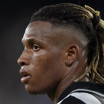 Manobra de Danilo por corte no Botafogo anima o Palmeiras