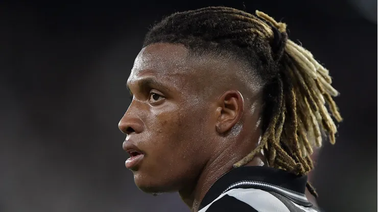 Danilo faz manobra para não jogar pelo Botafogo e anima o Palmeiras