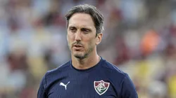 Luis Zubeldia tecnico do Fluminense durante partida contra o Flamengo no estadio Maracana pelo campeonato Brasileiro A 2026.