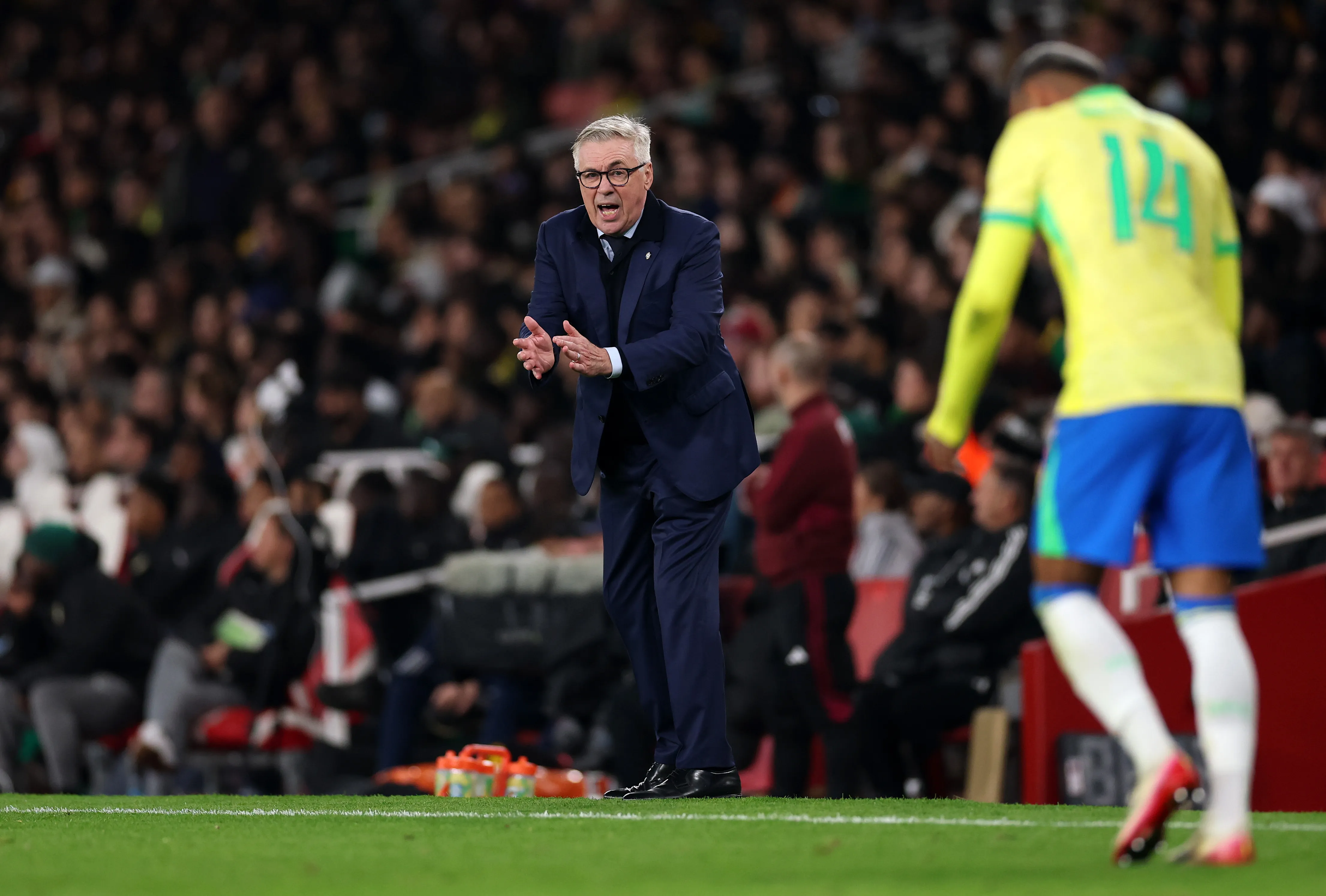 Ancelotti no comando da seleção brasileira. Foto: Ryan Pierse/Getty Images
