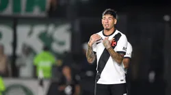 Saldivia vem sendo contestado na zaga do Vasco. Foto: Thiago Ribeiro/AGIF