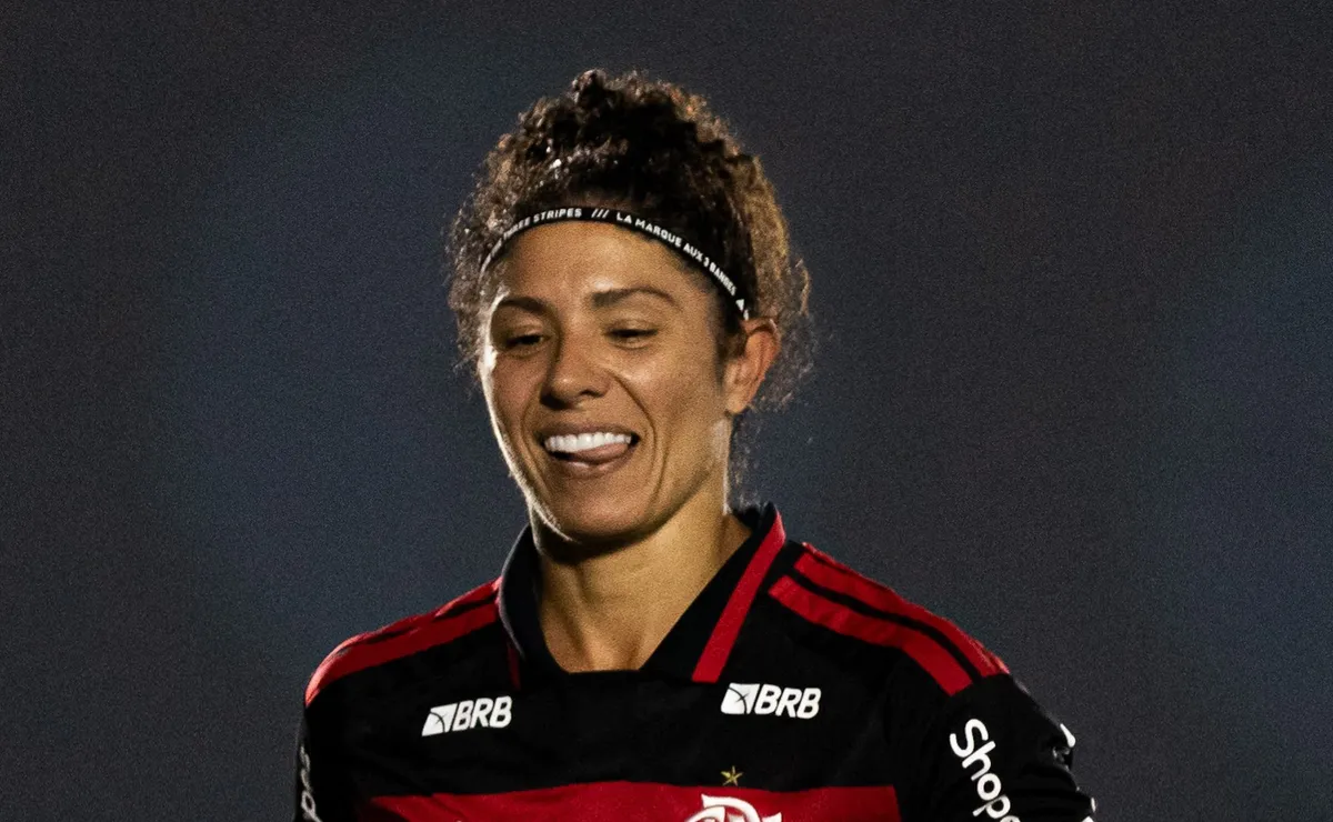 Cristiane celebra vitória no Fla-Flu e ressalta importância da base: “Vão lutar até o final da competição”