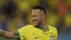 Neymar com a camisa da Seleção Brasileira. Foto: Pedro Vilela/Getty Images