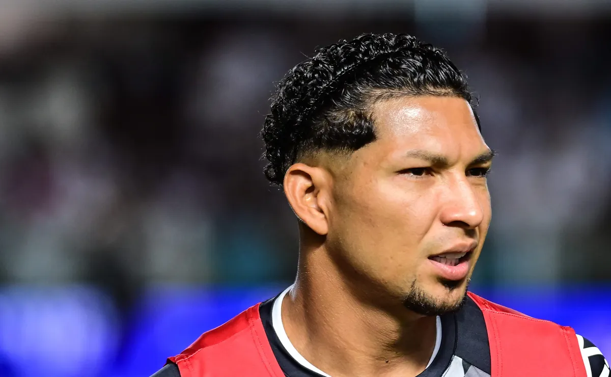 Santos barra interesse do Athletico em Rony e atacante deseja dar a volta por cima no Peixe