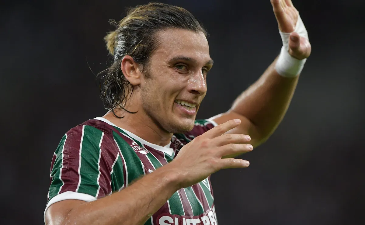 Canobbio agradece apoio da torcida do Fluminense e faz novo desabafo
