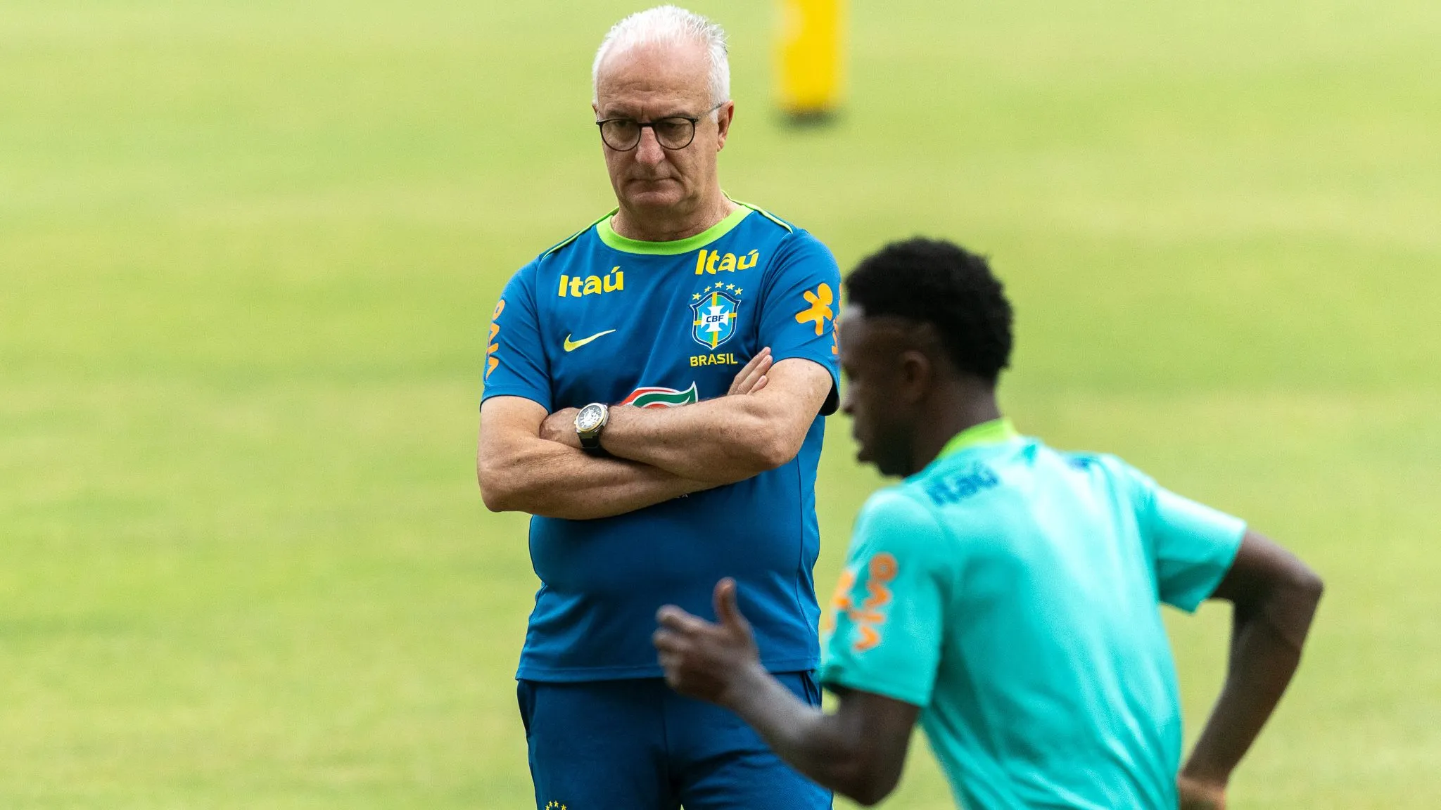 Dorival Jr na Seleção Brasileira durante treino no estadio Mangueirao. Foto: Fernando Torres/AGIF