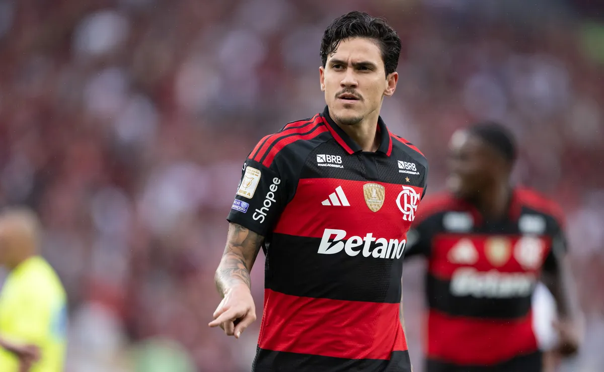 Pedro supera números da última temporada e vive fase artilheira no Flamengo