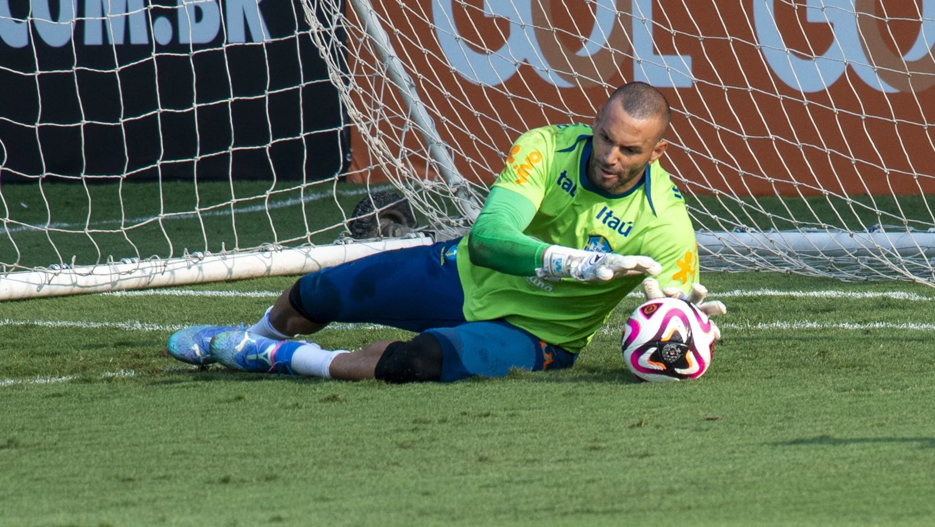 Weverton, na Seleção Brasileira
