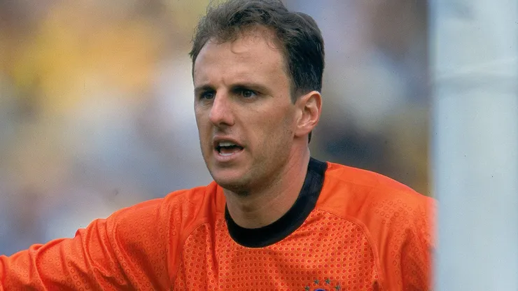 Rogério Ceni representou o São Paulo em duas Copas do Mundo Credit: Stephen Dunn /Allsport