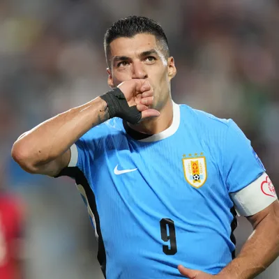 Luis Suárez não aparece na pré-lista do Uruguai para a Copa