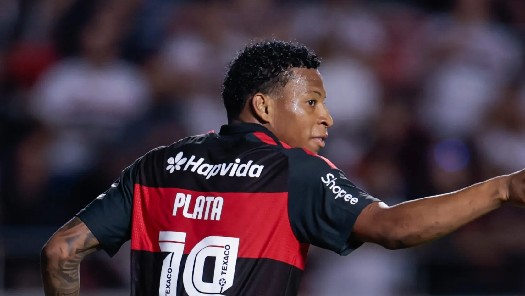 Foto: Marcello Zambrana/AGIF – Gonzalo comemorando gol durante jogo do Flamengo.