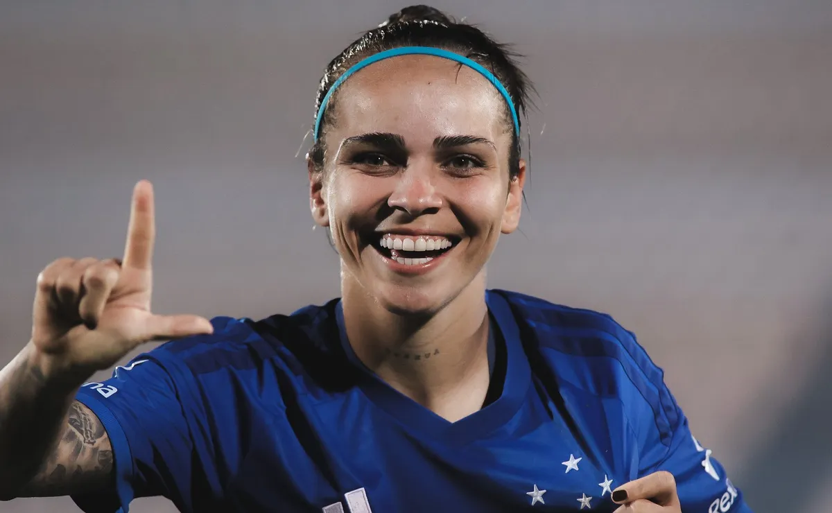Cruzeiro vence Corinthians em duelo eletrizante e acirra disputa pela liderança Brasileirão Feminino