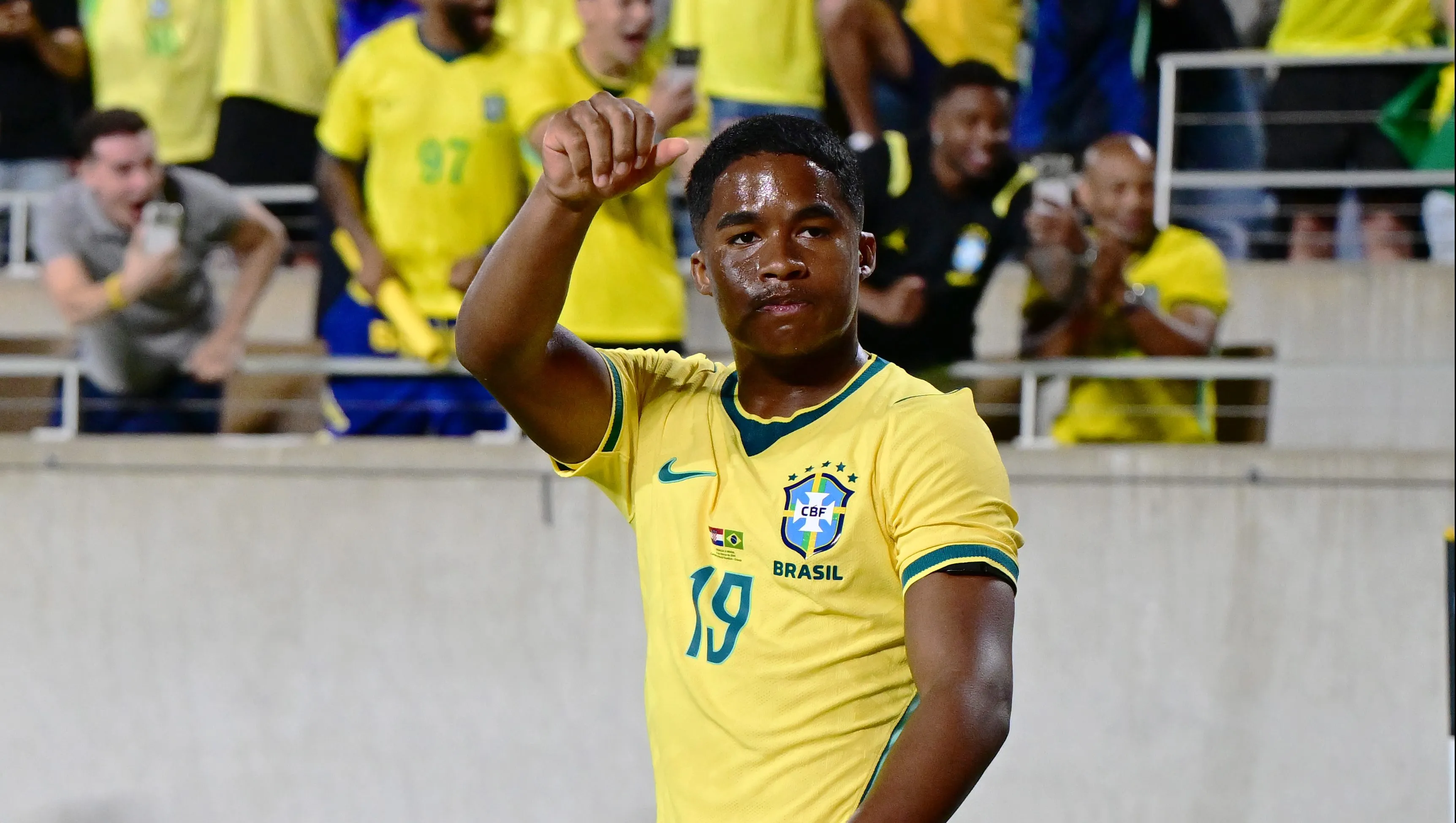 Endrick vive um bom momento - (Photo by Julio Aguilar/Getty Images).