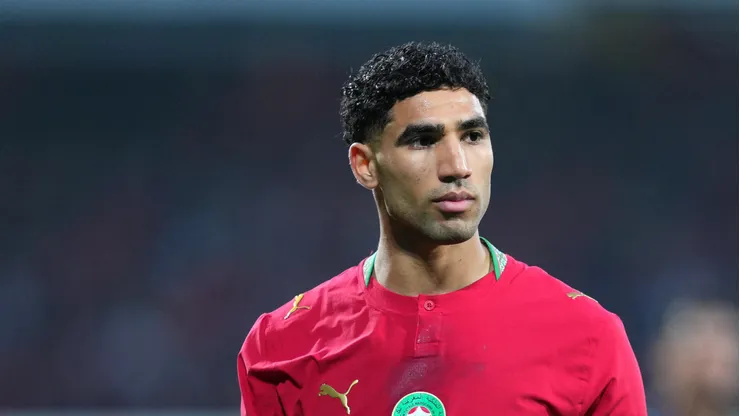 Hakimi durante jogo amistoso de Marrocos. Foto de Franco Arland/Getty Images.