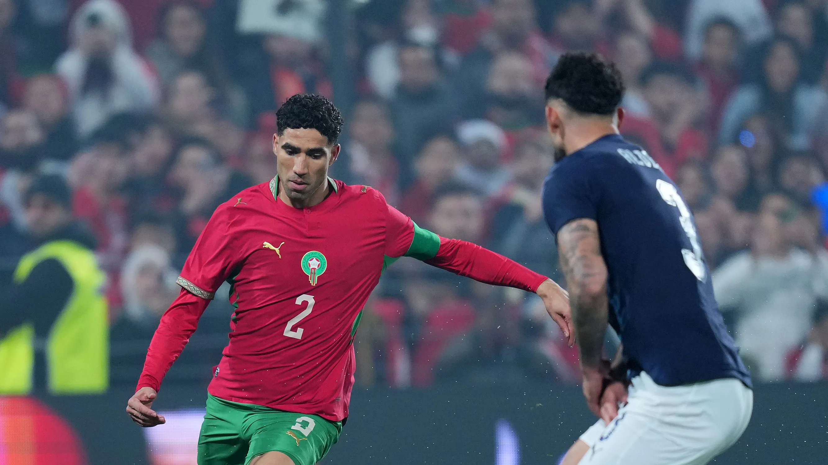 Foto: Franco Arland/Getty Images – Hakimi durante jogo de Marrocos contra Paraguai.
