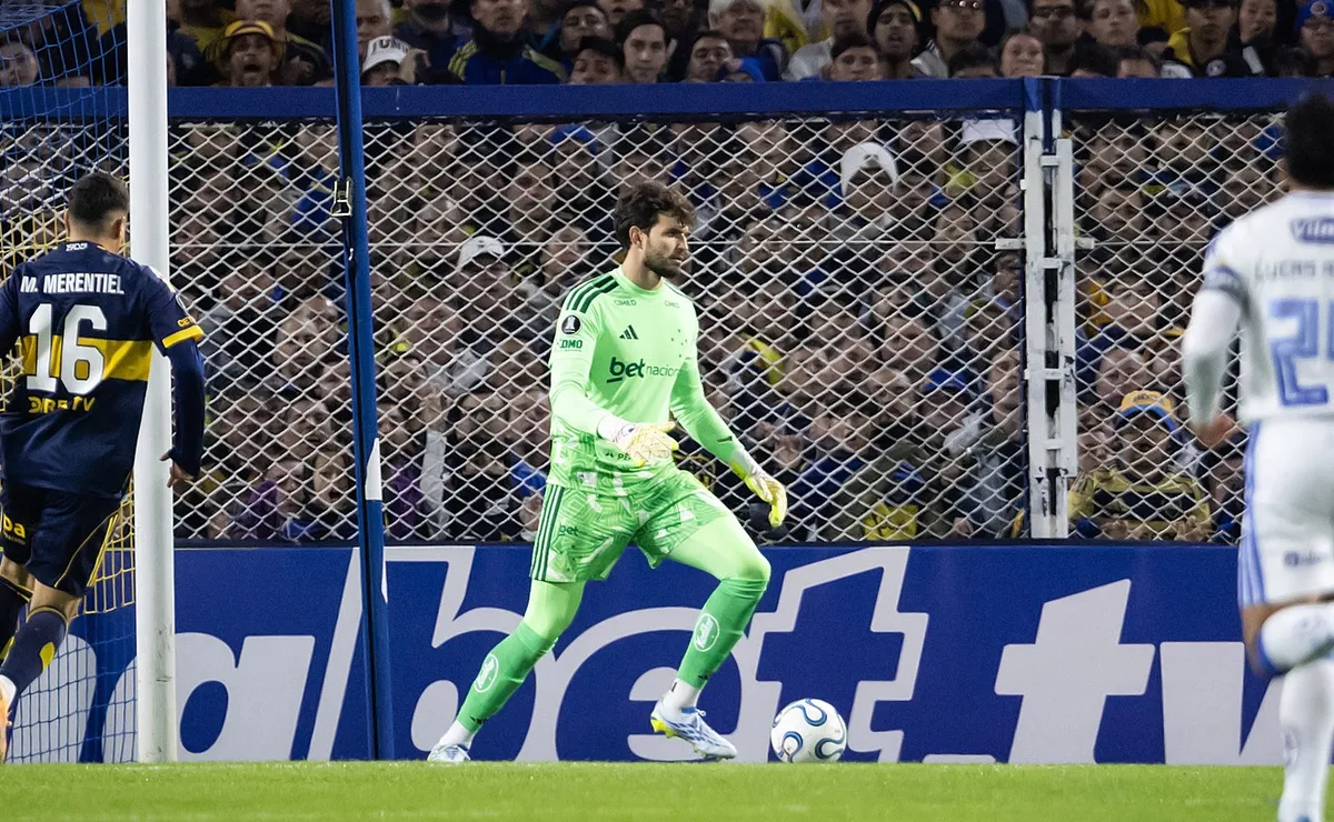 Cruzeiro segura pressão do Boca Juniors e arranca empate importante em plena La Bombonera na Libertadores