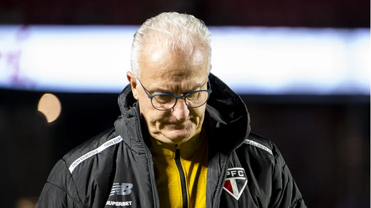 Dorival Junior tecnico do Sao Paulo durante partida contra o Millonarios no estadio Morumbi pelo campeonato Copa Sul-Americana 2026. Foto: Anderson Romao/AGIF