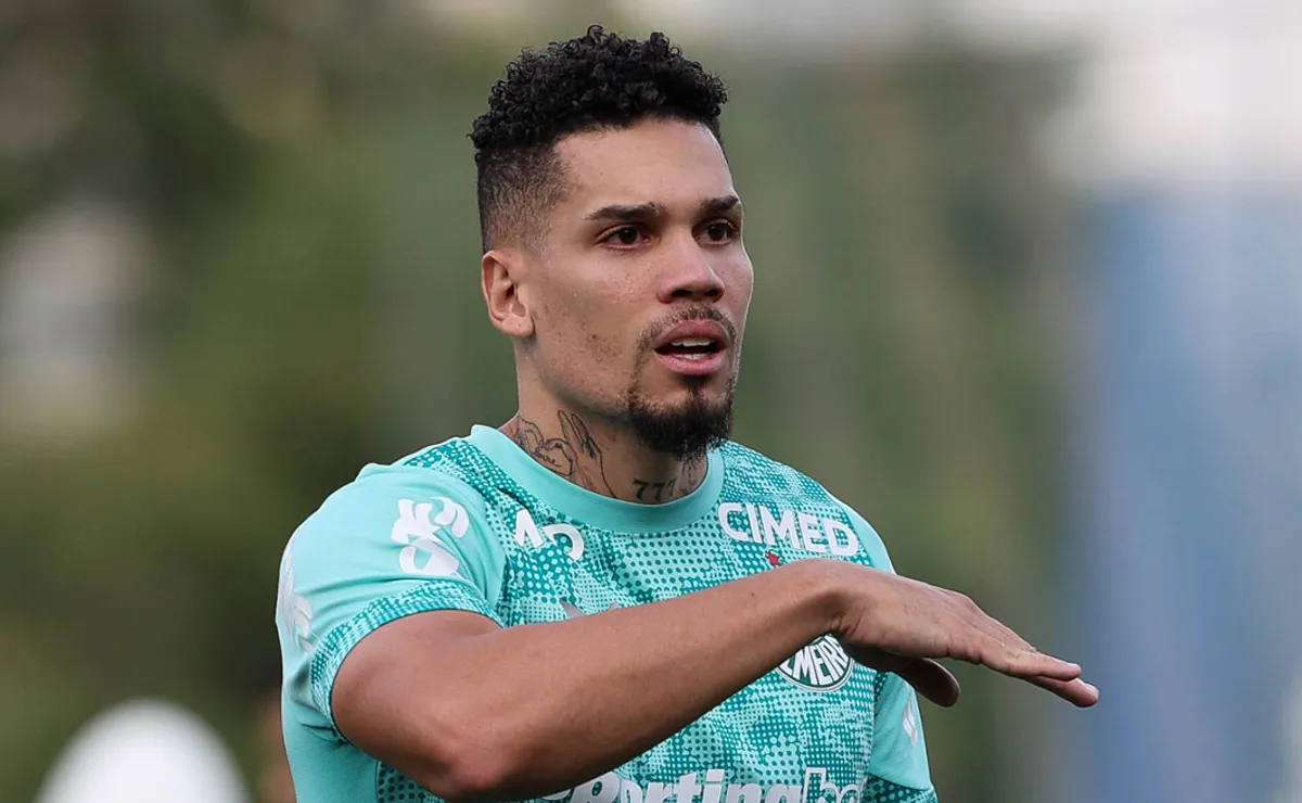 Paulinho é barrado e Palmeiras expõe risco na titularidade do camisa 10