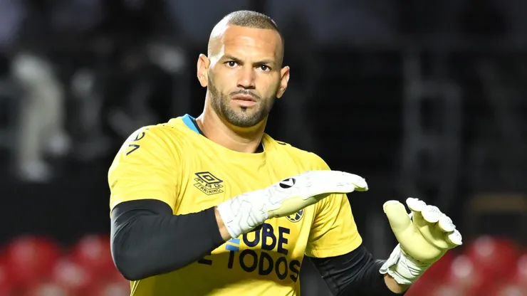 Weverton jogador do Gremio durante aquecimento antes da partida contra o Sao Paulo no estadio Morumbi pelo campeonato Brasileiro A 2026.