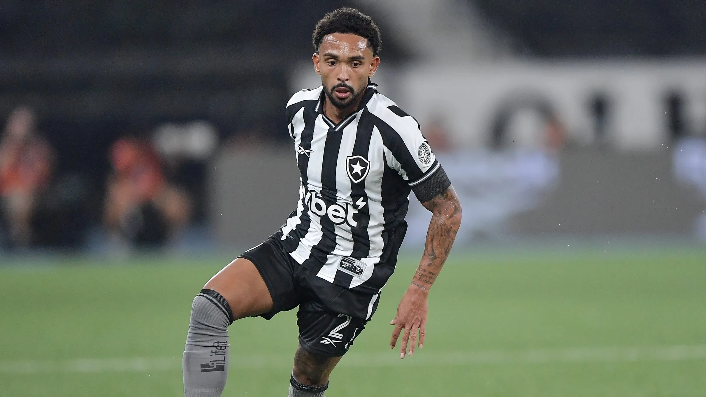 Vitinho no Botafogo. Foto: Thiago Ribeiro/AGIF