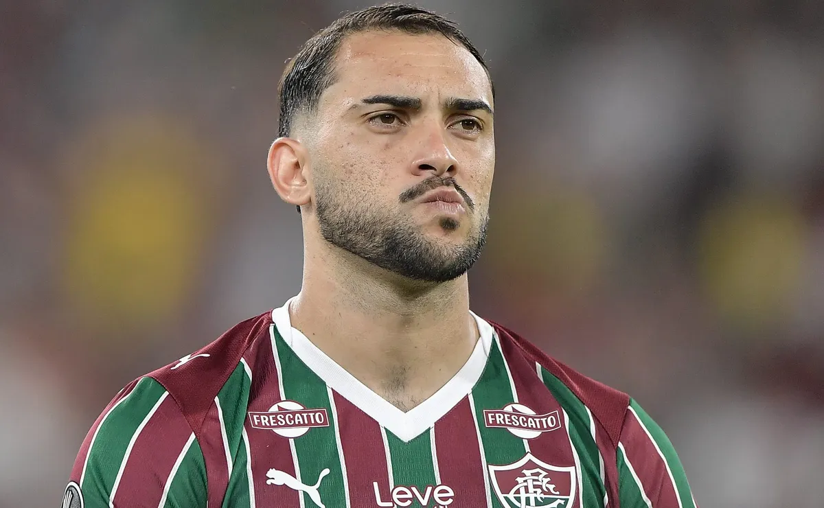 Freytes evita apontar culpados e pede união ao elenco do Fluminense