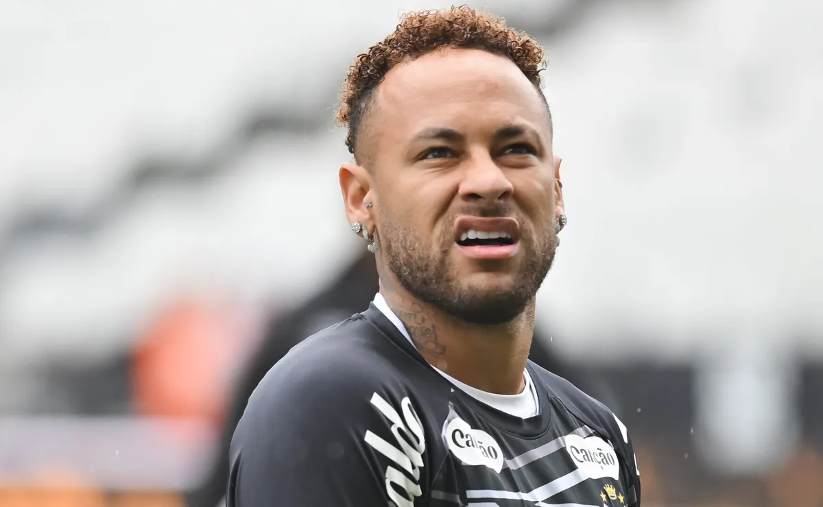 Médico do Santos confirma situação de Neymar após edema