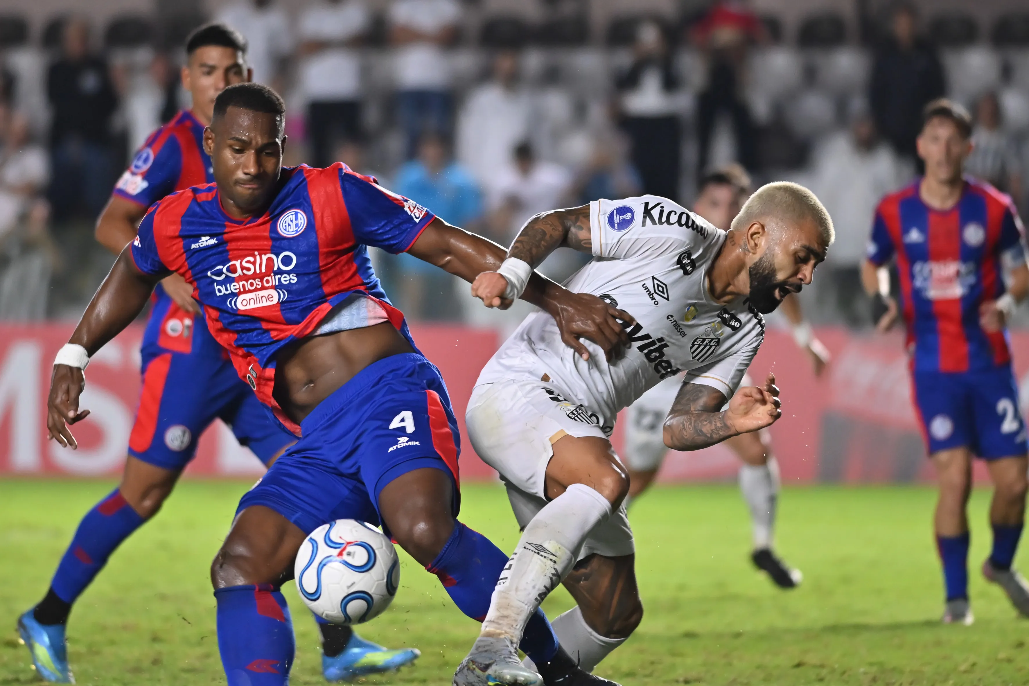 Santos x San Lorenzo. Foto: Jota Erre/AGIF
