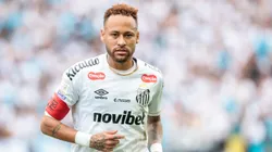 Neymar jogador do Santos durante partida contra o Coritiba no estádio Arena Corinthians. Foto: Marcello Zambrana/AGIF