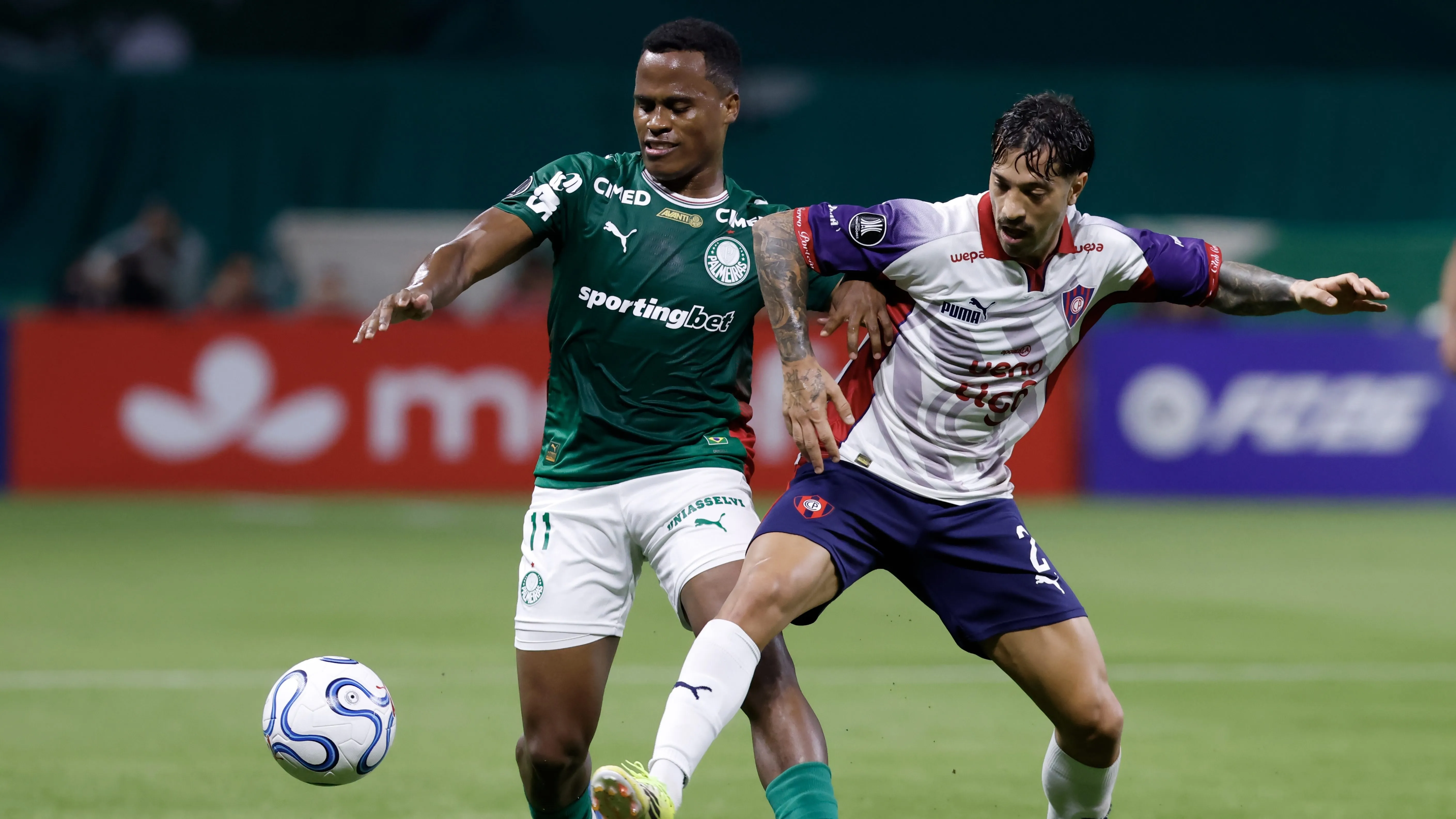 Jhon Arias jogador do Palmeiras durante partida contra o Cerro Porteno no estadio Nubank Arena pelo campeonato Copa Libertadores 2026. Foto: Marcello Zambrana/AGIF