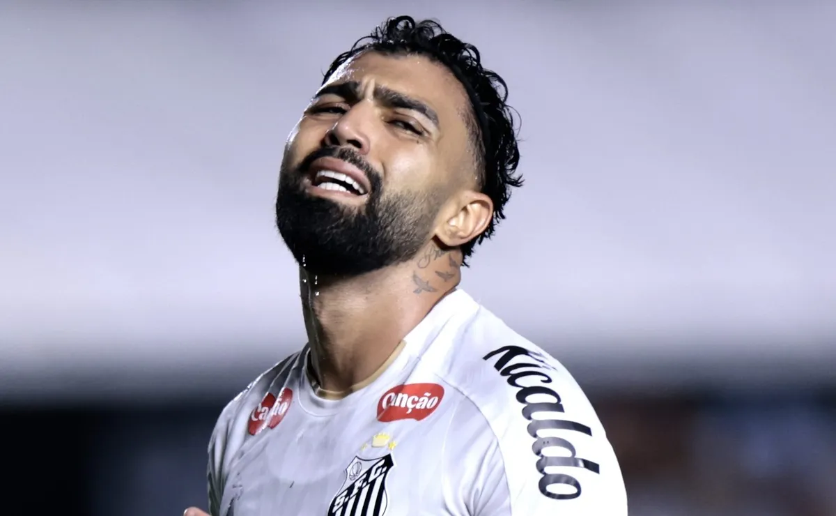 Gabigol se enfurece após o Santos ceder empate ao San Lorenzo: “Não adiantou p* nenhuma”