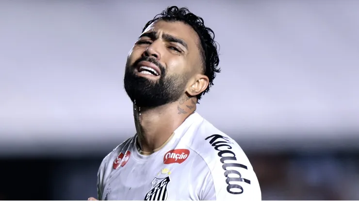 Gabigol não esconde incômodo após o Santos ceder empate ao San Lorenzo