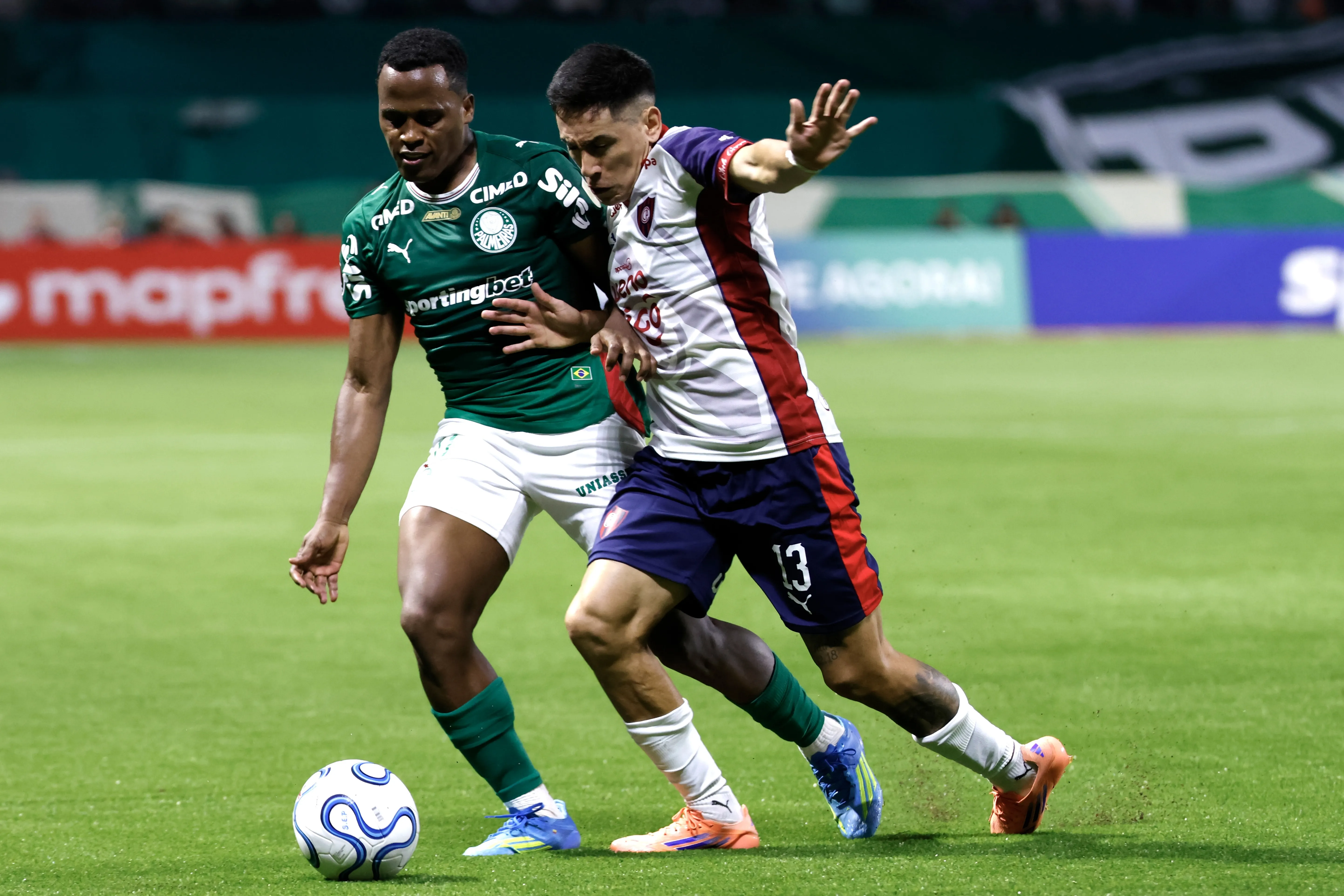 Palmeiras perdeu para o Cerro Porteño pela Libertadores. Foto: Marcello Zambrana/AGIF