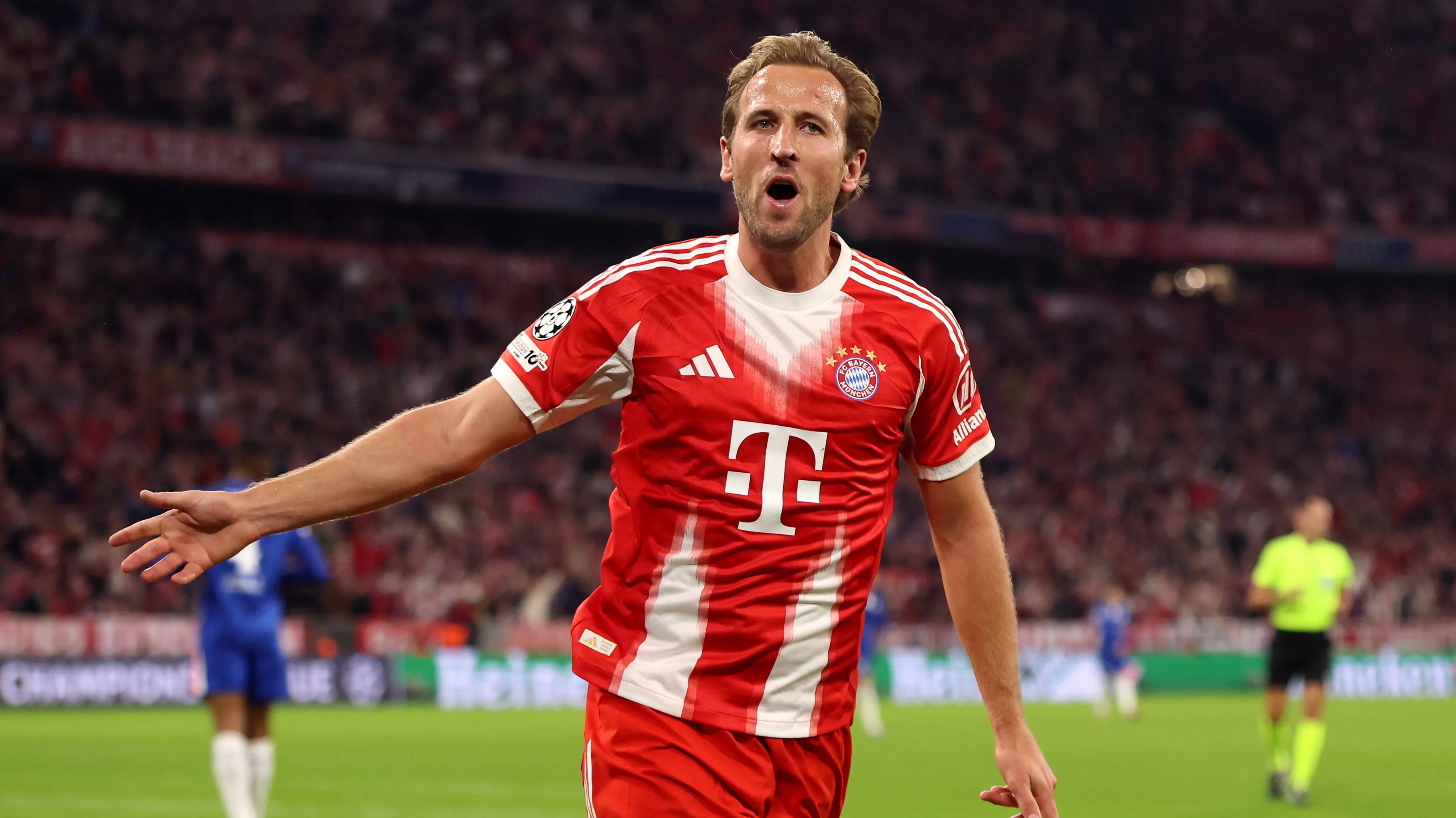 Harry Kane brilha no Bayern – Foto: Maja Hitij/Getty Images