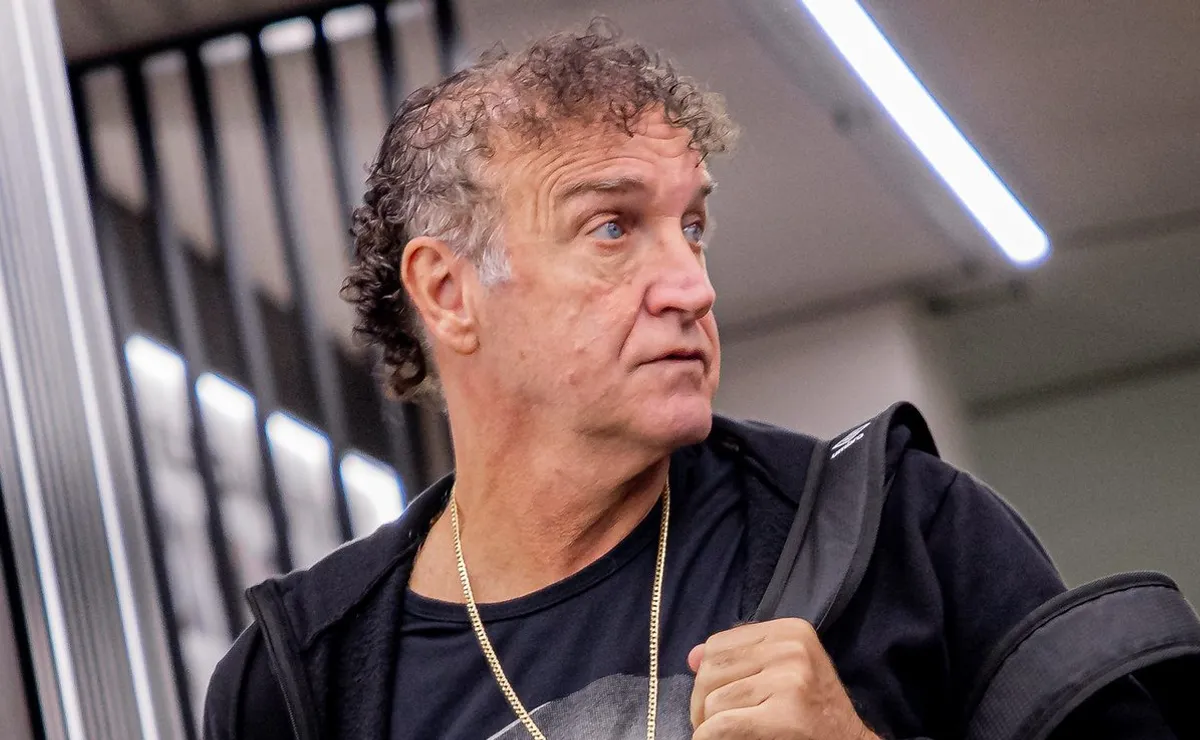 Cuca evita garantir Neymar no Santos antes da Copa: “Temos que ter cuidado”