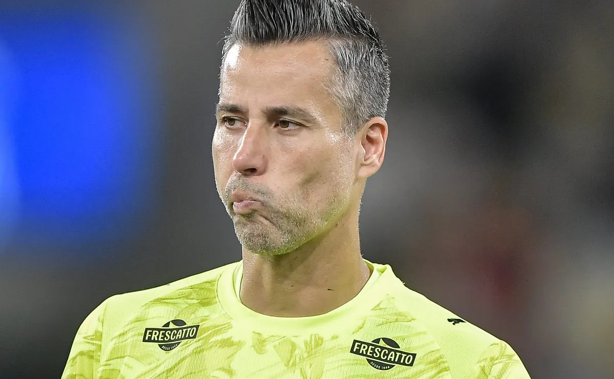 Fábio menciona Cruzeiro e lamenta falta de chances na Seleção Brasileira