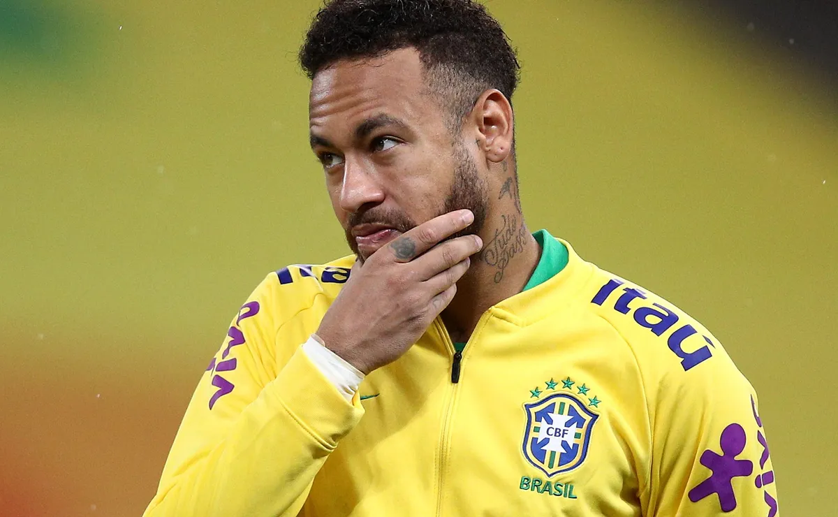 Neymar pode ficar parado por até duas semanas, revela Danilo Lavieri