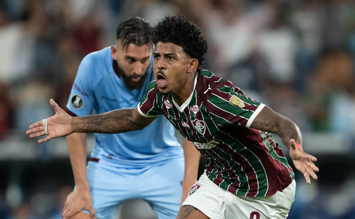 John Kennedy vive temporada mais goleadora no Fluminense e brilha no esquema de Zubeldía