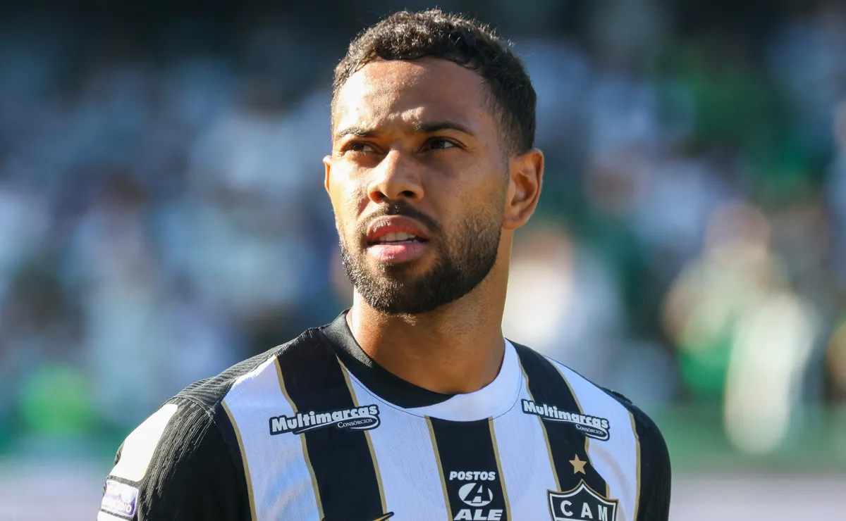 Renan Lodi comenta chance na Seleção após destaque no Atlético-MG: “Seleção é uma consequência”
