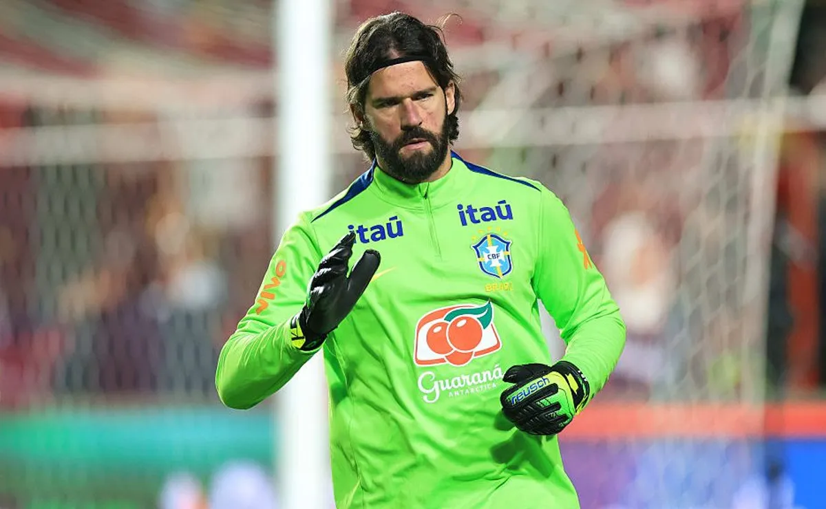 Casagrande defende Alisson após vaias no Maracanã e torcida do Inter concorda com crítica