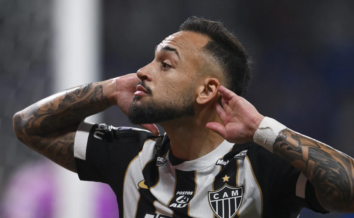 Maycon projeta reencontro com o Corinthians e despista sobre ‘lei do ex’ pelo Atlético-MG