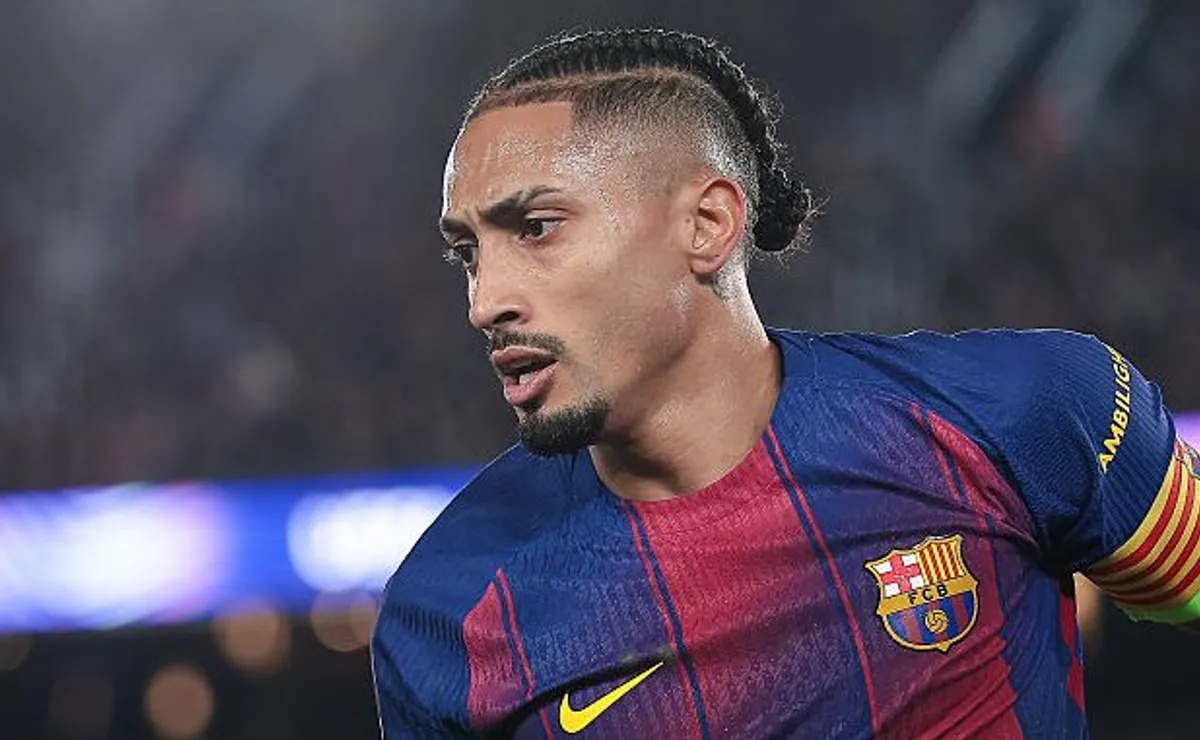 Raphinha relata provocações de companheiros do Barcelona sobre Seleção Brasileira: “Começam a falar que são melhores”