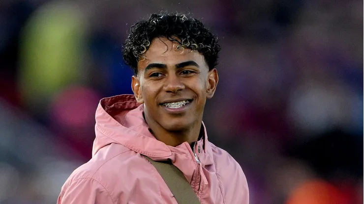 Yamal durante último clássico entre Barça x Real