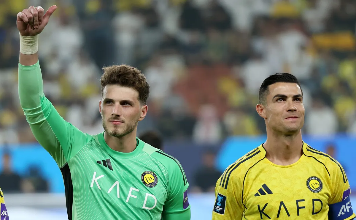 Dublagem revela pedido de desculpas de Bento a Cristiano Ronaldo após título no Al Nassr