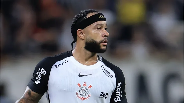 Memphis Depay jogador do Corinthians durante partida contra o Bragantino no estadio Arena Corinthians pelo campeonato Brasileiro A 2026. Foto: Marcello Zambrana/AGIF