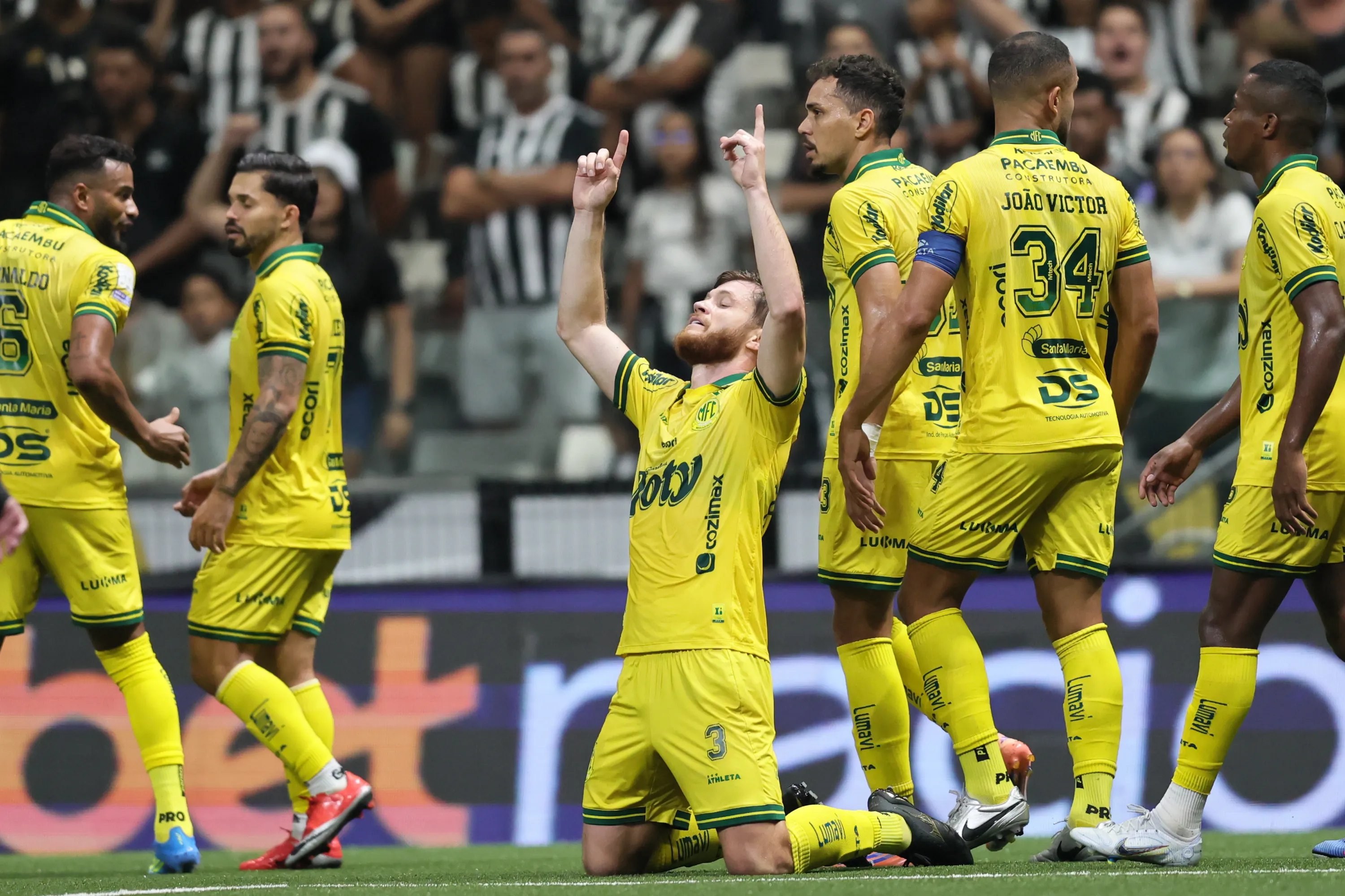 Willian Machado jogador do Mirassol comemora seu gol durante partida contra o Atletico-MG. Foto: Gilson Lobo/AGIF