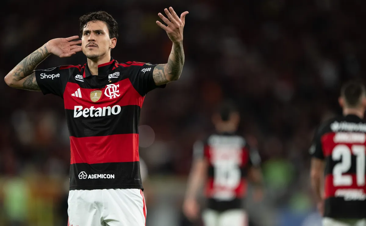Pedro lidera jogadores do Brasileirão em participações em gols na temporada pelo Flamengo