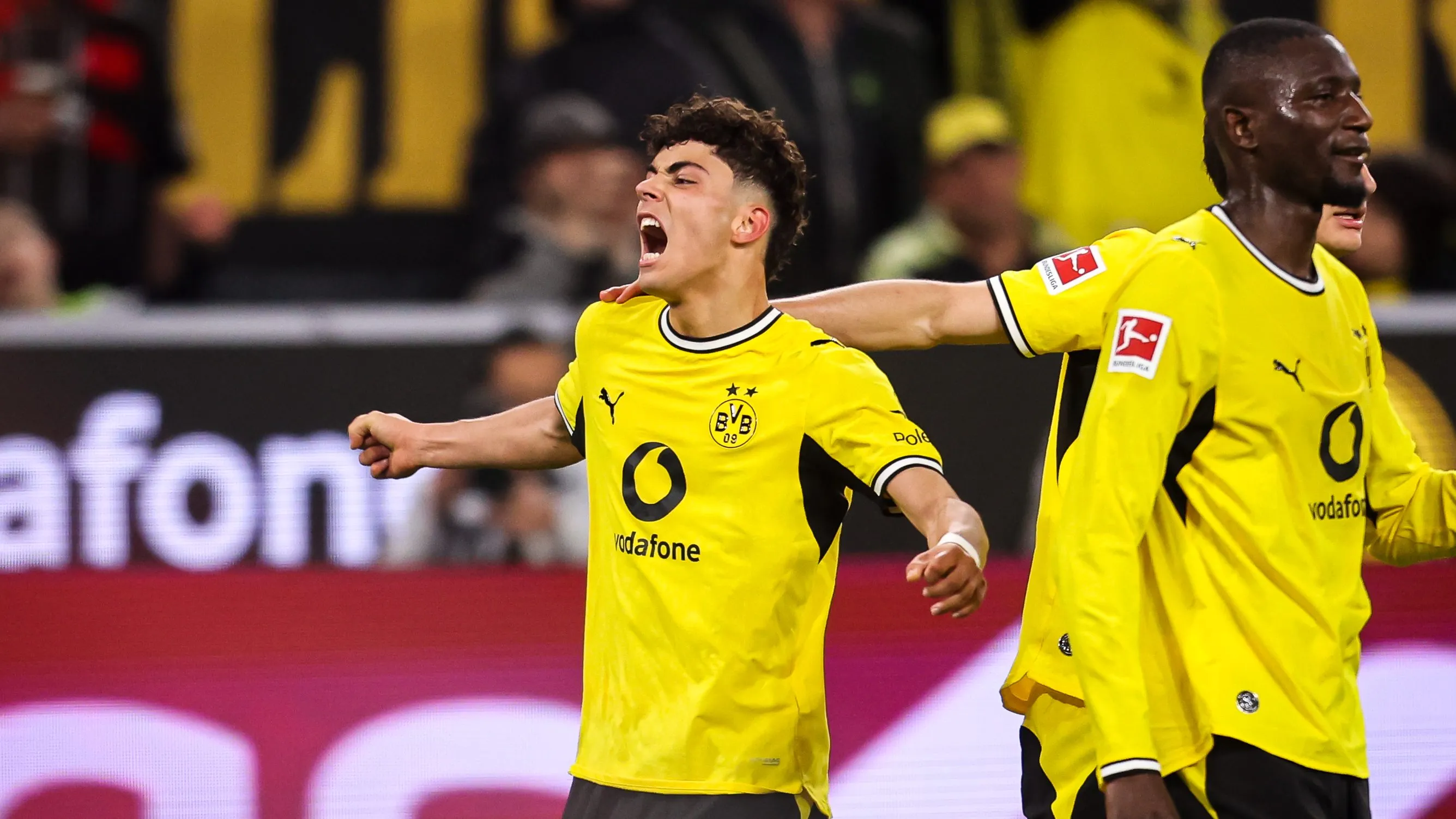 Samuele Inácio pelo Borussia. (Photo by Leon Kügeler/Getty Images)